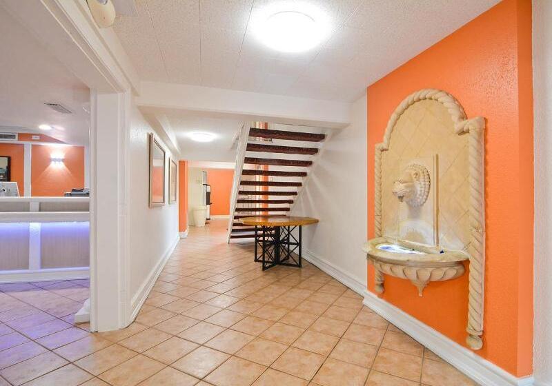 فندق Relax Inn West Medical Center