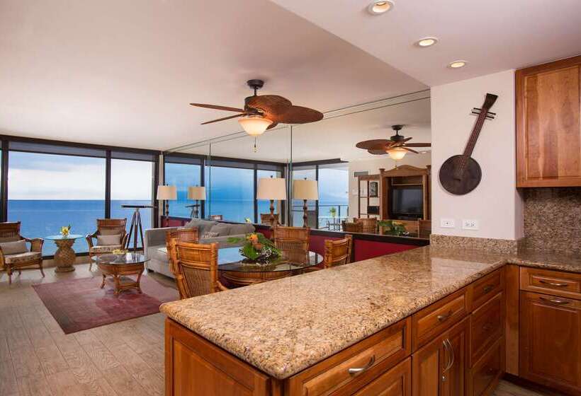 Отель Aston Mahana At Kaanapali