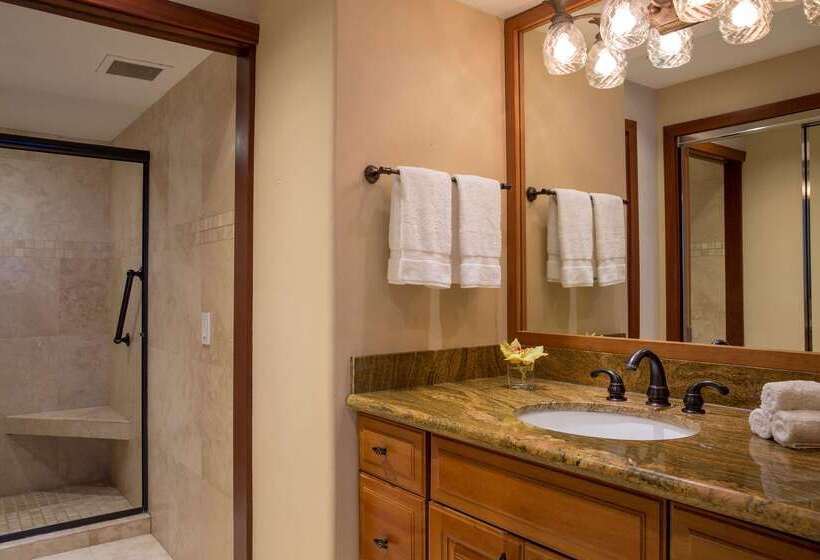 Отель Aston Mahana At Kaanapali