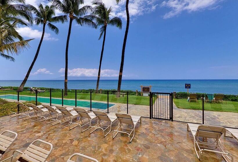 Отель Aston Mahana At Kaanapali