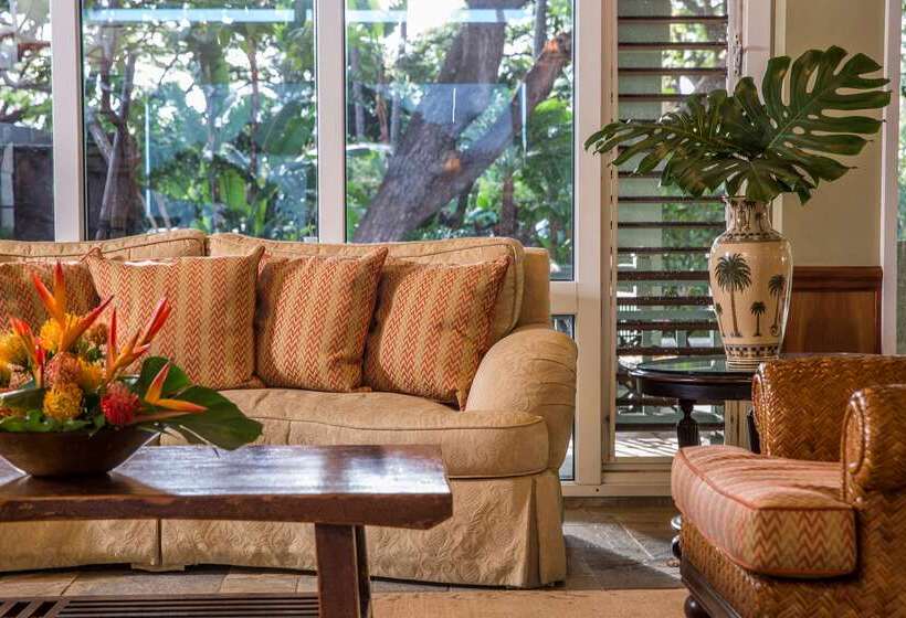 Отель Aston Mahana At Kaanapali