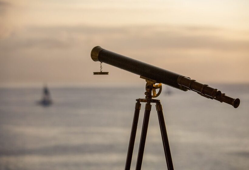 Отель Aston Mahana At Kaanapali