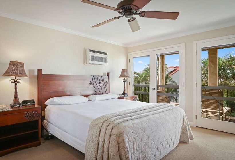 Отель Aston Maui Hill