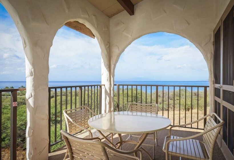 Отель Aston Maui Hill