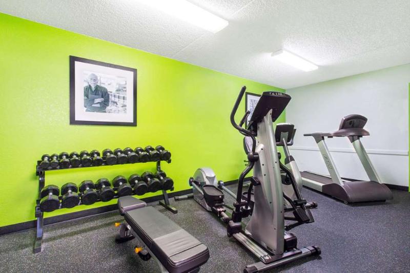 فندق Spark By Hilton Rock Springs