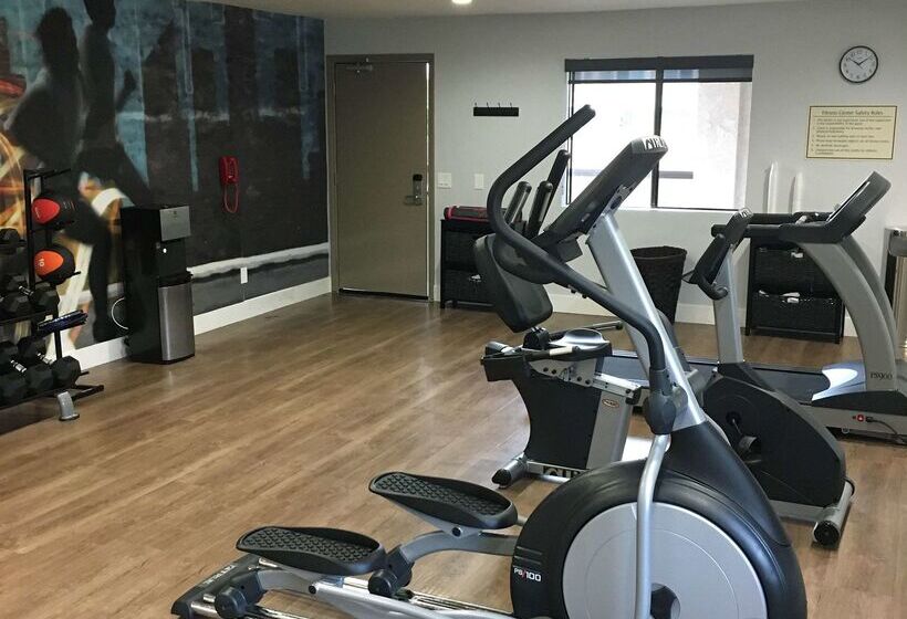 فندق Best Western Carlsbad By The Sea