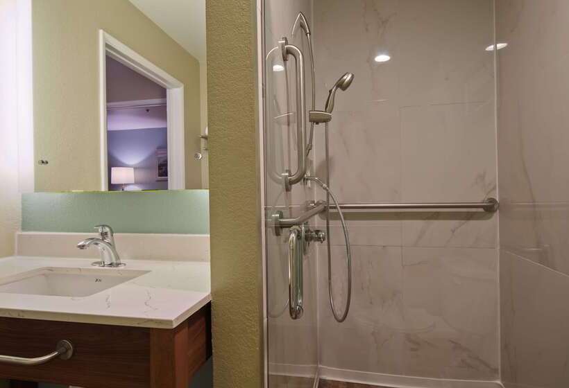 فندق Best Western Carlsbad By The Sea