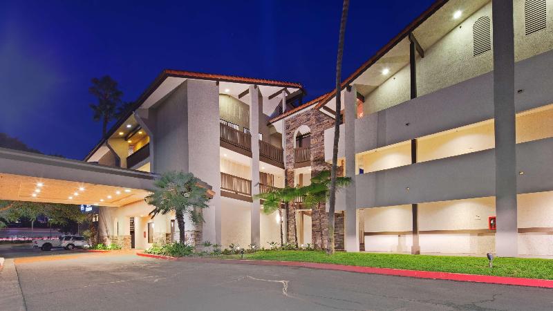 فندق Best Western Carlsbad By The Sea