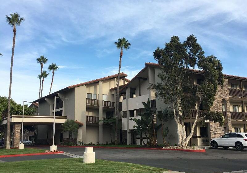 فندق Best Western Carlsbad By The Sea