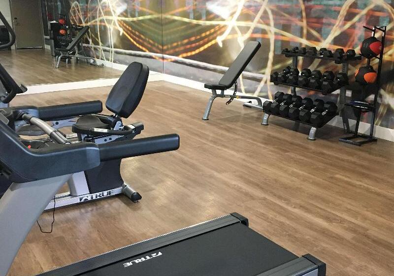 فندق Best Western Carlsbad By The Sea