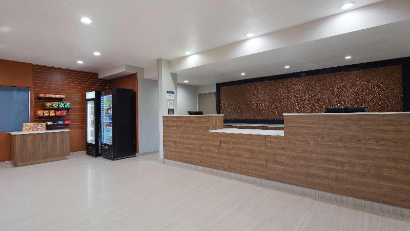 فندق Best Western Carlsbad By The Sea