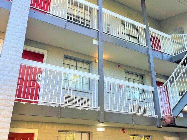 فندق Casa Bella Inn & Suites Extended Stay