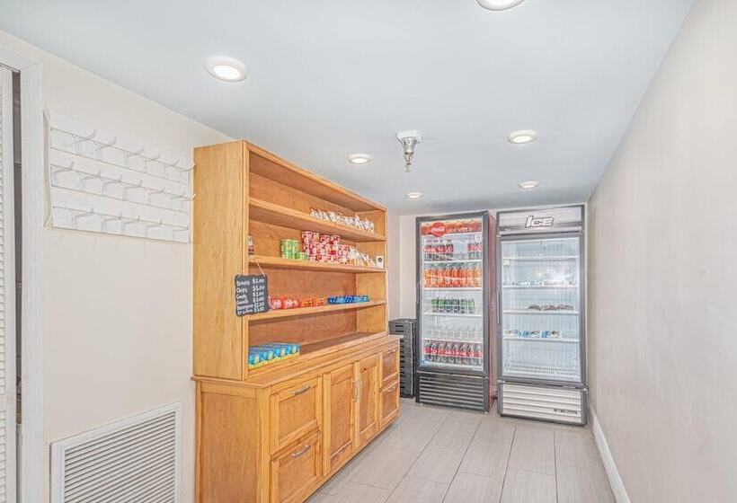 فندق Casa Bella Inn & Suites Extended Stay