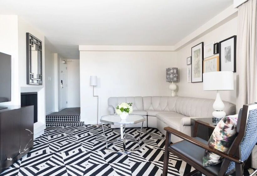 Отель Chamberlain West Hollywood