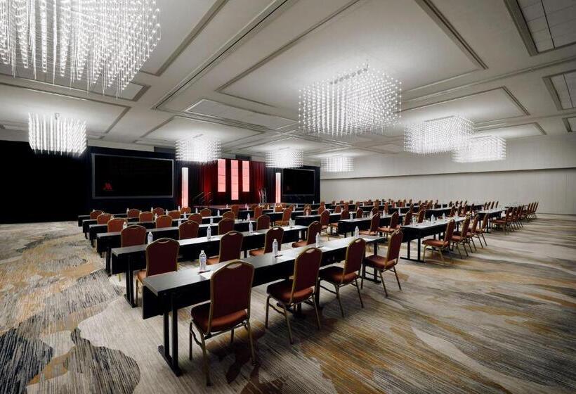 هتل Chicago Marriott Oak Brook
