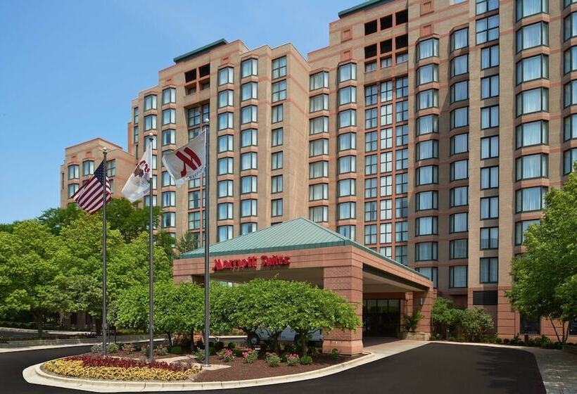 هتل Chicago Marriott Suites O'hare