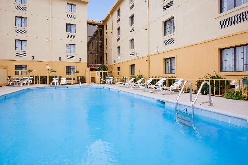 هتل Chicago O Hare Airport