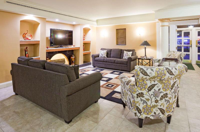 هتل Chicago O Hare Airport