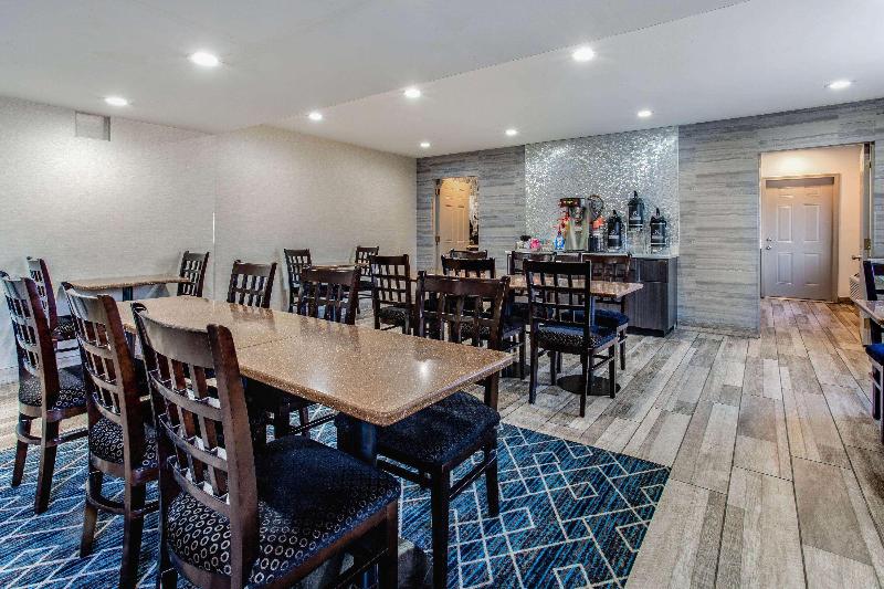 هتل Chicago O Hare Airport