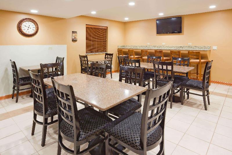 هتل Chicago O Hare Airport