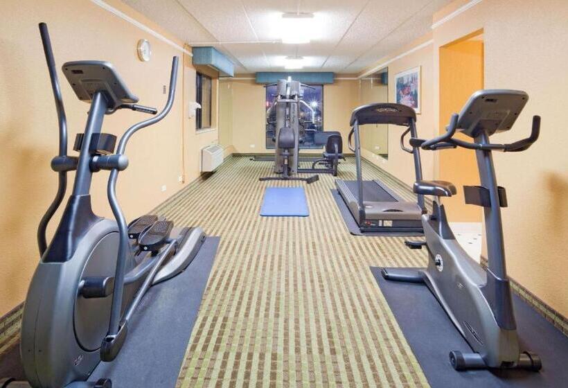 هتل Chicago O Hare Airport