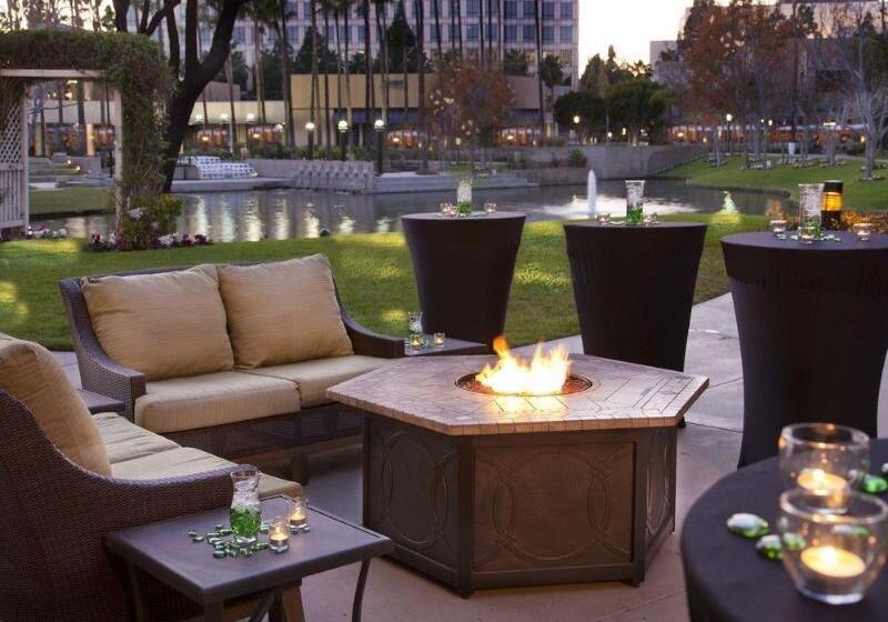 فندق Costa Mesa Marriott