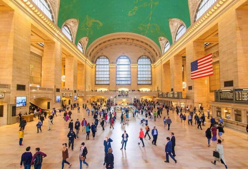 هتل Courtyard By Marriott New York Manhattan/fifth Avenue