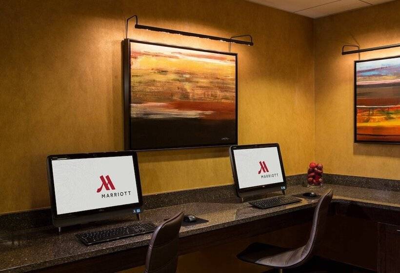 호텔 Crystal City Marriott At Reagan National Airport