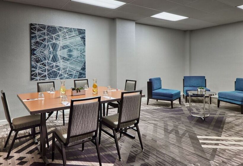 בית מלון כפרי Crystal Gateway Marriott