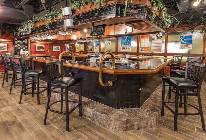 Days Hotel By Wyndham Danville Conference Center