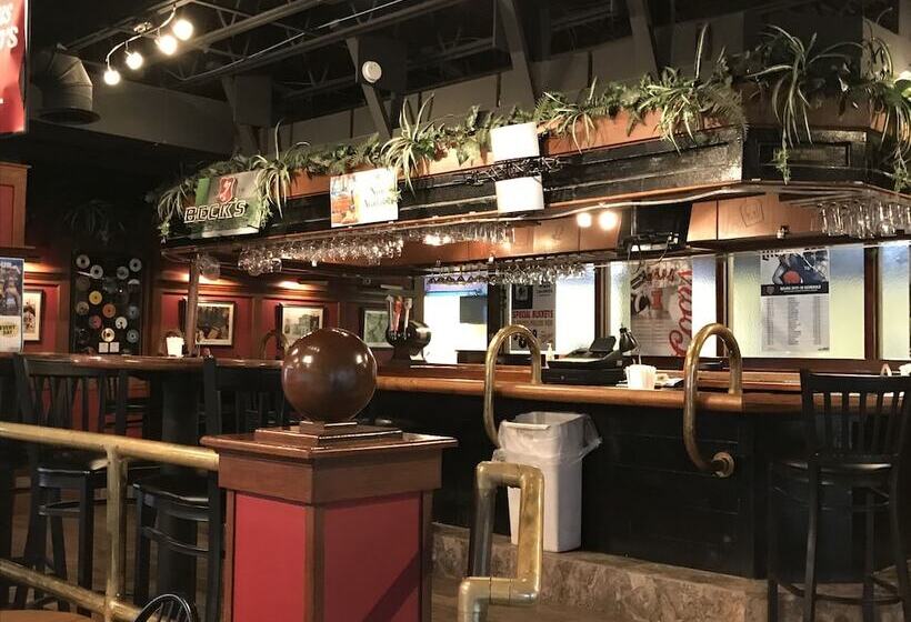 Days Hotel By Wyndham Danville Conference Center