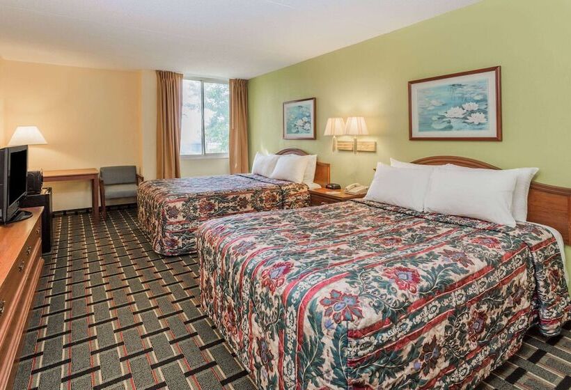 Days Hotel By Wyndham Danville Conference Center