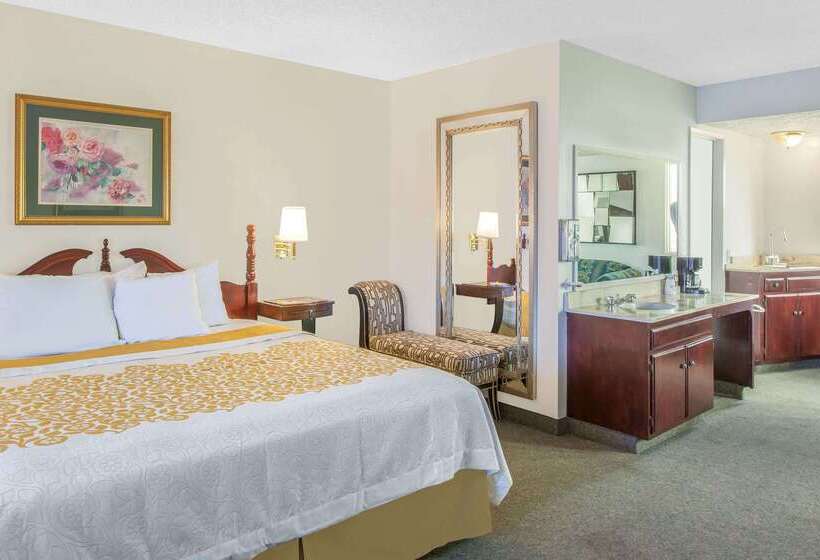 בית מלון כפרי Days Inn By Wyndham Camarillo  Ventura