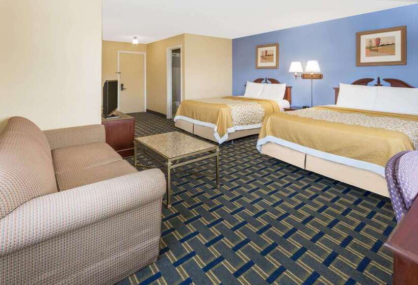 בית מלון כפרי Days Inn By Wyndham Plymouth