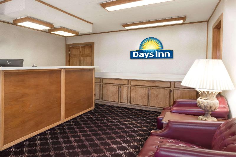 בית מלון כפרי Days Inn By Wyndham Plymouth