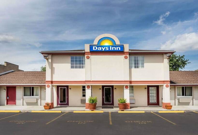 בית מלון כפרי Days Inn By Wyndham Plymouth