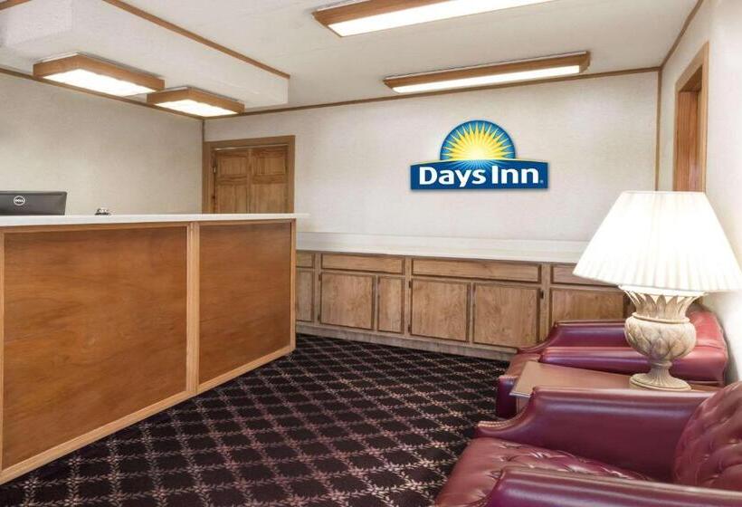 בית מלון כפרי Days Inn By Wyndham Plymouth