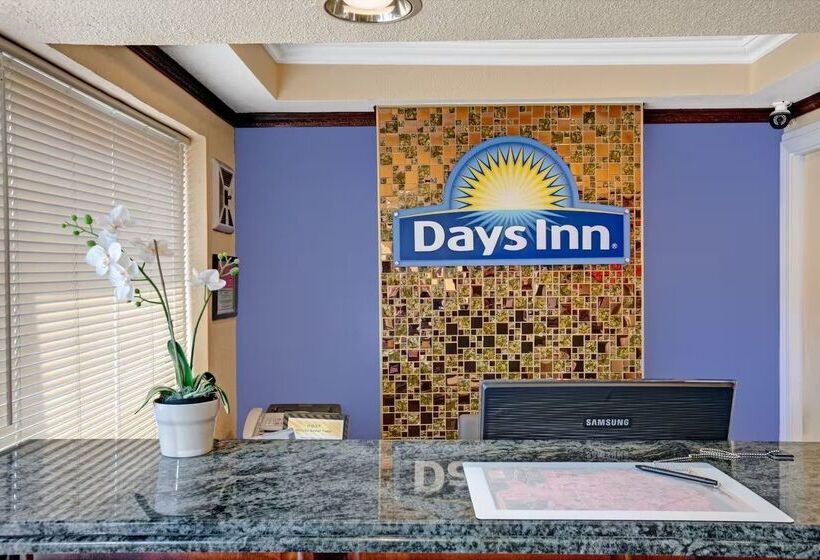 ホテル Days Inn By Wyndham San Francisco  Lombard