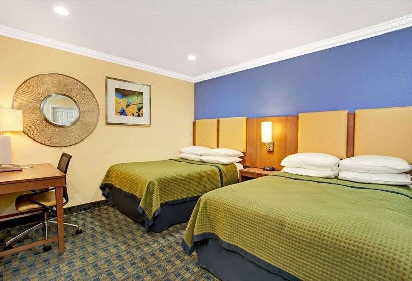 ホテル Days Inn By Wyndham San Francisco  Lombard