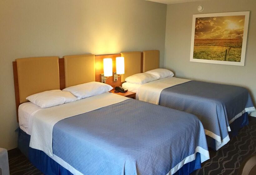 هتل Days Inn & Suites By Wyndham Cincinnati North