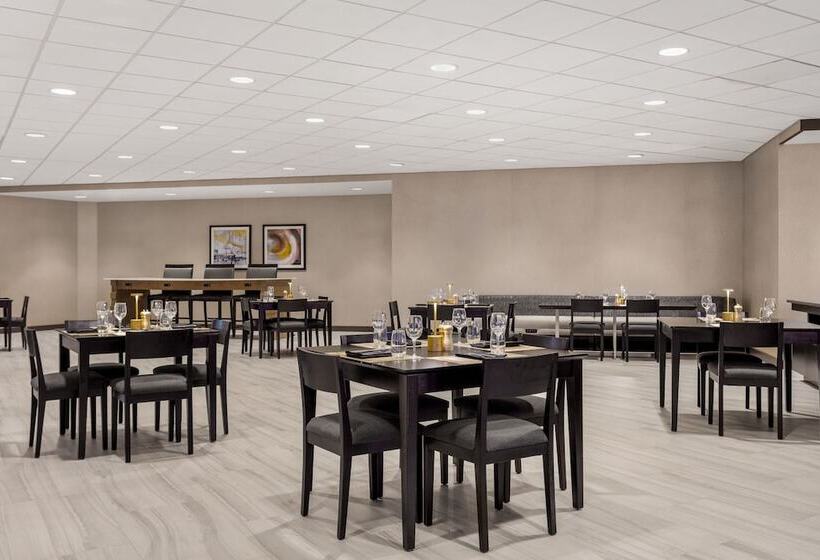 Delta Hotels By Marriott Somerset