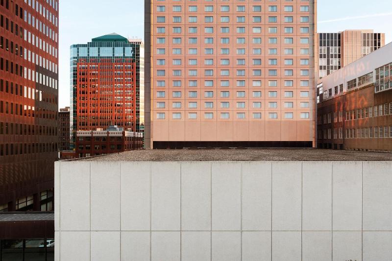 هتل Des Moines Marriott Downtown