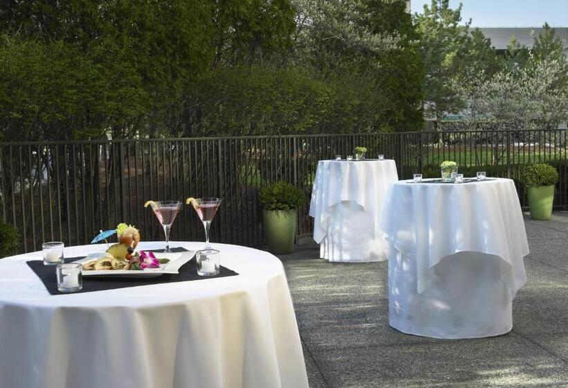 فندق Detroit Marriott Livonia