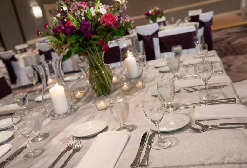 فندق Detroit Marriott Livonia