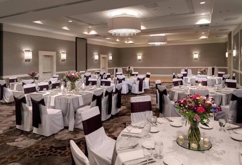 فندق Detroit Marriott Livonia