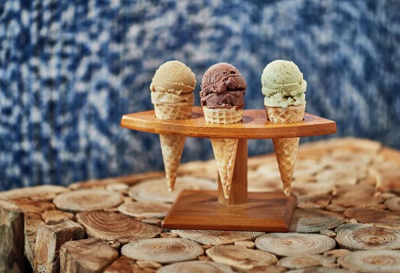 Doubletree By Hilton Hotel Berkeley Marina