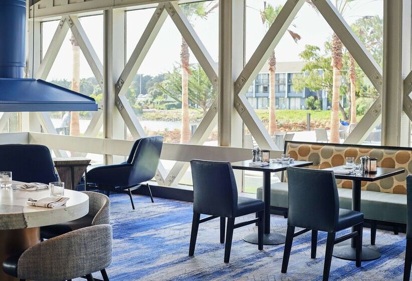 Doubletree By Hilton Hotel Berkeley Marina