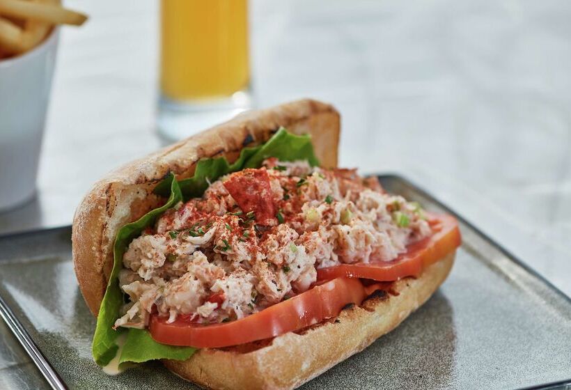 Doubletree By Hilton Hotel Berkeley Marina