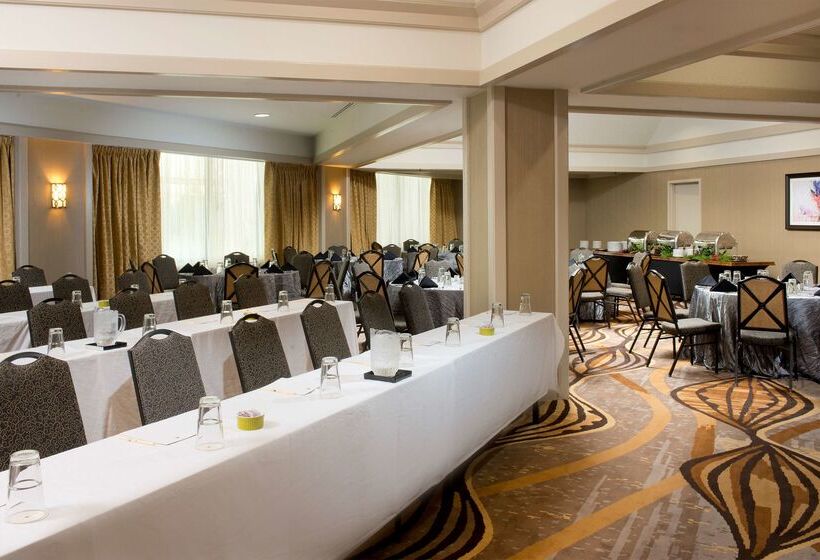 Doubletree By Hilton Hotel Lafayette