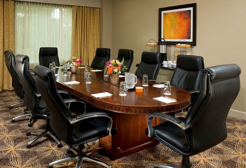 Doubletree By Hilton Hotel Lafayette